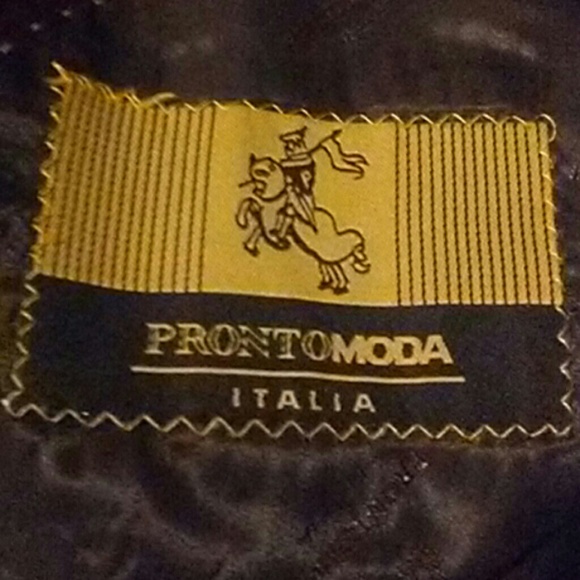 3 piece men suit - Picture 5 of 8